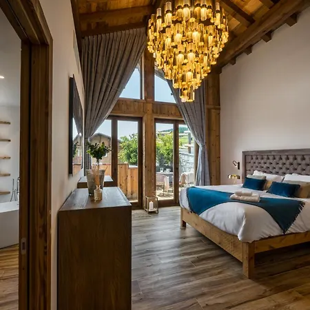 Chalet Ultimate Luxury - Above The Clouds With Sauna, Pool Etc - Mansion Ensolielle For 15 *