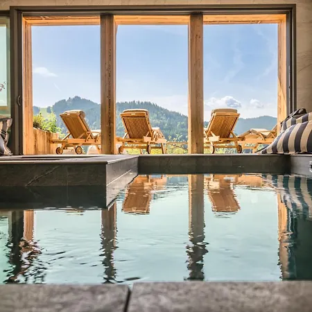 Ultimate Luxury - Above The Clouds With Sauna, Pool Etc - Mansion Ensolielle For 15 Chalet