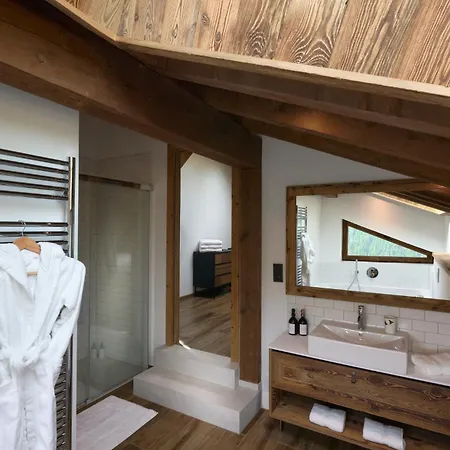 Chalet Ultimate Luxury - Above The Clouds With Sauna, Pool Etc - Mansion Ensolielle For 15 Les Gets