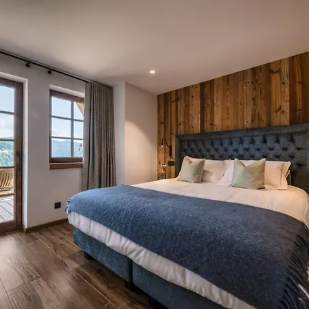 Chalet Ultimate Luxury - Above The Clouds With Sauna, Pool Etc - Mansion Ensolielle For 15 *